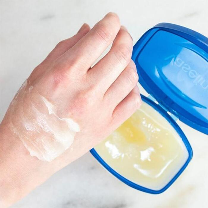 vaseline có tác dụng gì